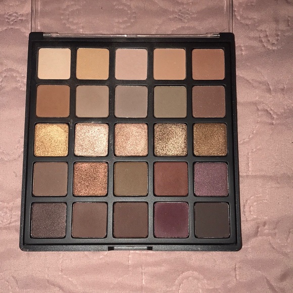 Morphe eyeshadow palette (bundle) - Picture 4 of 5